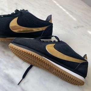 Nike Classic Cortez Black Metallic Gold Gum